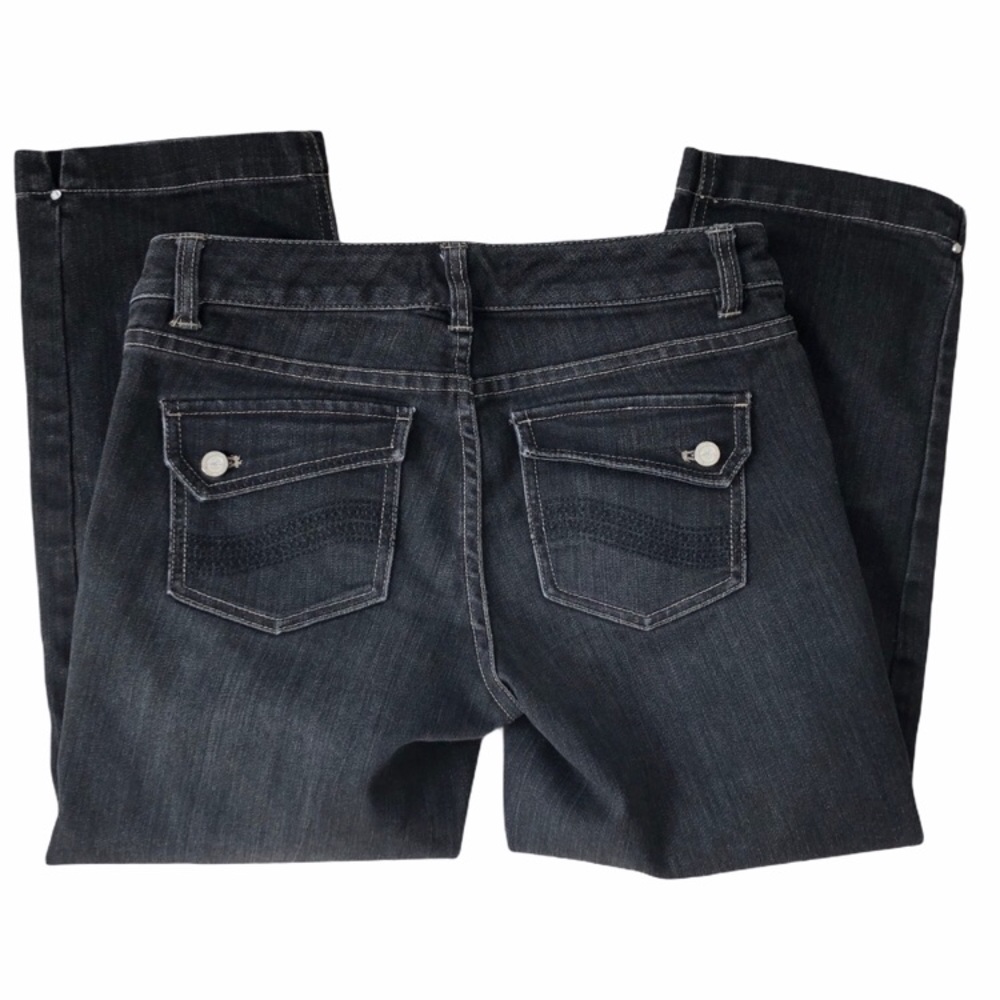 White House Black Market capri jeans